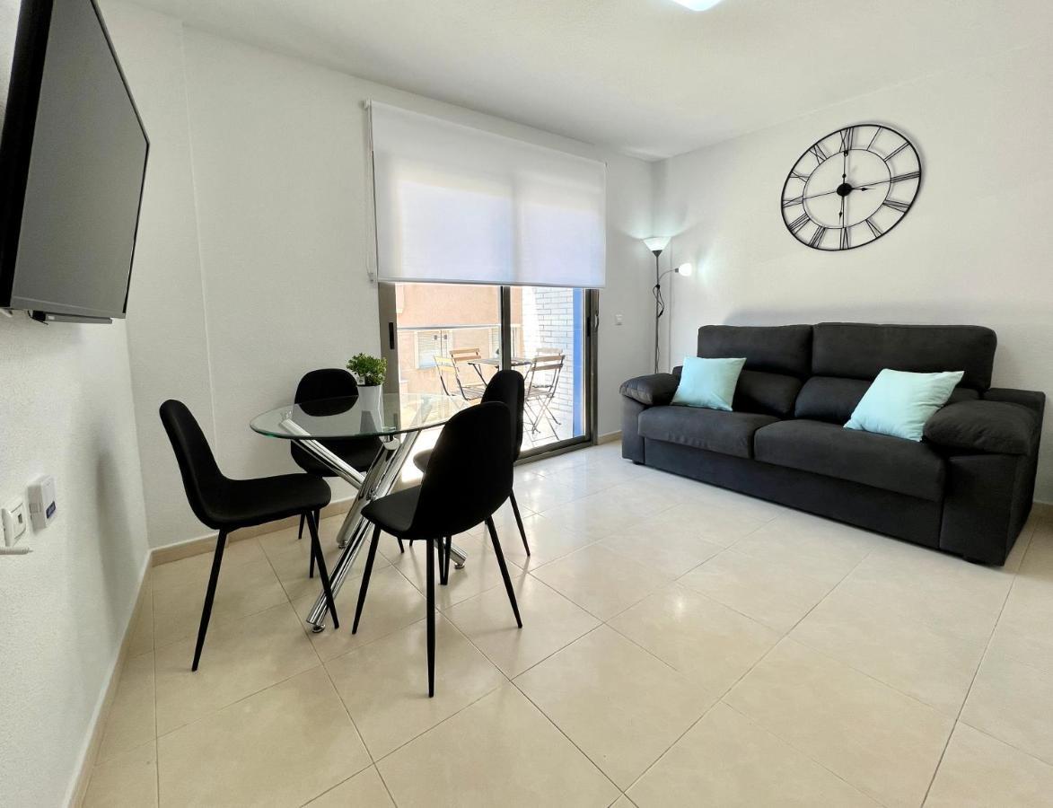 Apartamento Sunrise OrbiPlaya Torrevieja Bagian luar foto