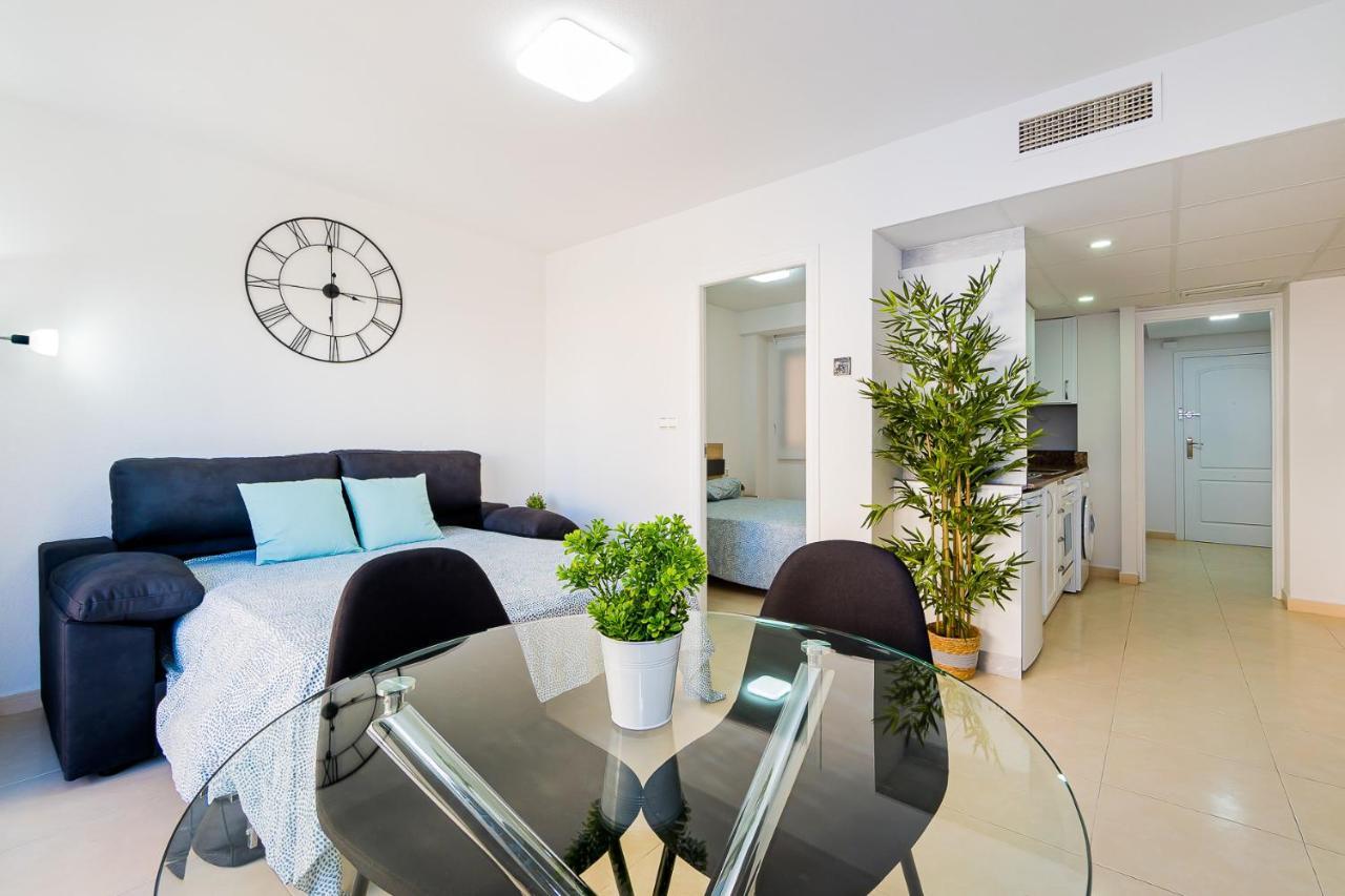 Apartamento Sunrise OrbiPlaya Torrevieja Bagian luar foto